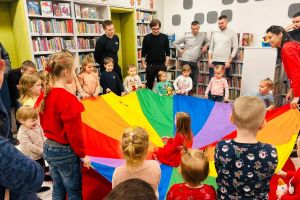 Małe rączki tworzą święta - warsztaty mikołajkowe