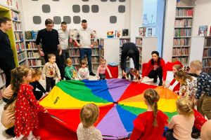 Małe rączki tworzą święta - warsztaty mikołajkowe