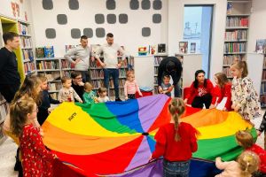 Małe rączki tworzą święta - warsztaty mikołajkowe
