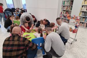 Małe rączki tworzą święta - warsztaty mikołajkowe