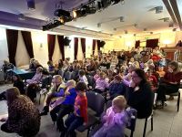 Ujęcie publiczności w Sali widowiskowej Nowodworskiego Ośrodka Kultury