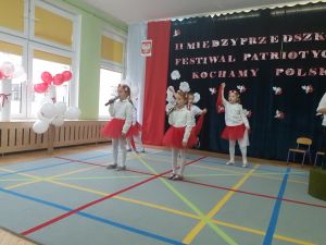 II Międzyprzedszkolny Festiwal Patriotyczny „Kochamy...