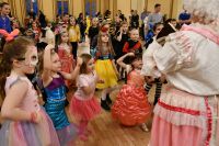 Bal karnawałowy "Cukiernia Pana Marcepana" w Kasynie Oficerskim.