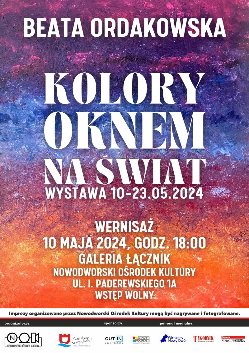 Na różowo-niebiesko-pomarańczowym tle informacja dotycząca wystawy "Kolory oknem na świat" Beaty Ordakowskiej.