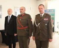 Pierwszy z lewej: dr Ryszard Stefaniak z-ca Prezydenta Miasta Czstochowy (ppor. rez. WP).