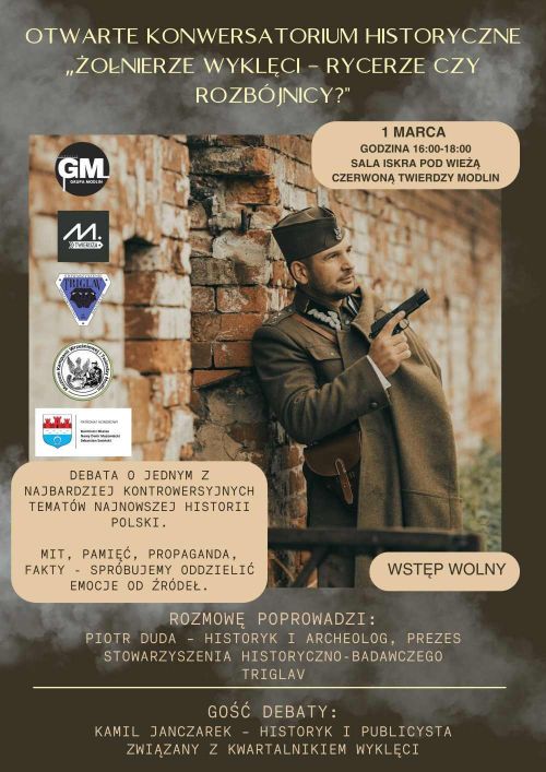 Graficzna informacja treści, żołnierz z pistoletem w dłoni oparty o ceglany mur, po lewej stronie logotypy.