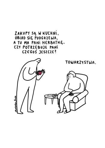 Starsza kobieta w fotelu mówi opiekunce, że zamiast pomocy potrzebuje towarzystwa