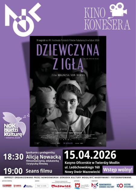 plakat promujący wydarzenie, fioletowe tło, kobieta patrząca w obiektyw