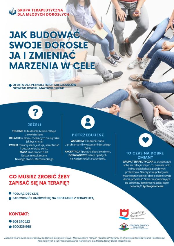 Grupa siedmiu osób siedzący w okręgu.