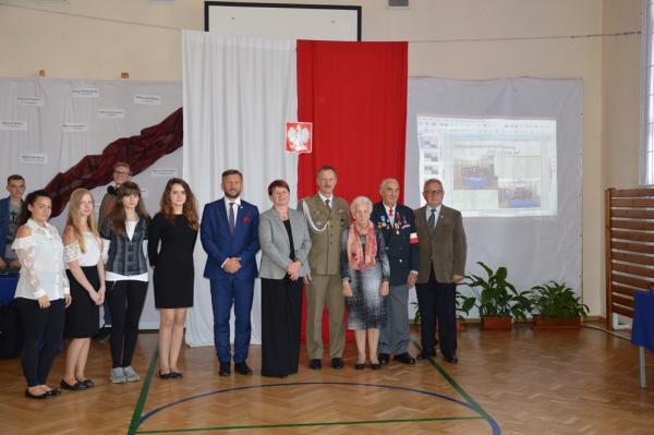 „Wrześniowe rocznice”. Lekcja historyczno-wojskowa w ZS nr 2