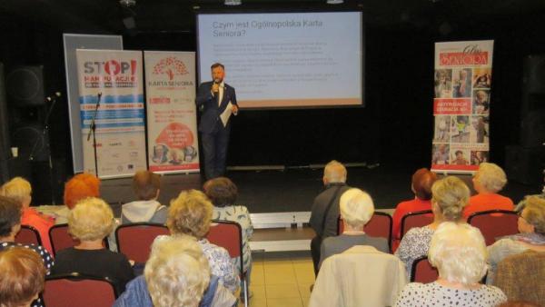 Karta Seniora – ruszył program w NDM!