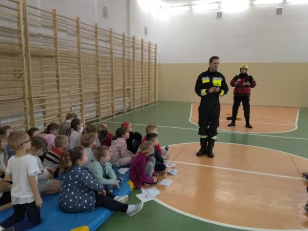 Wizyta strażaków z OSP-RW w SP1