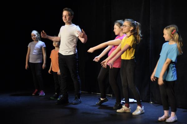 Premiera Teatrzyku Wędrowniczek pt. „Rady nie od parady”