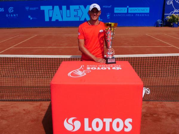 Kacper Żuk z podwójną koroną Talex Open 2020